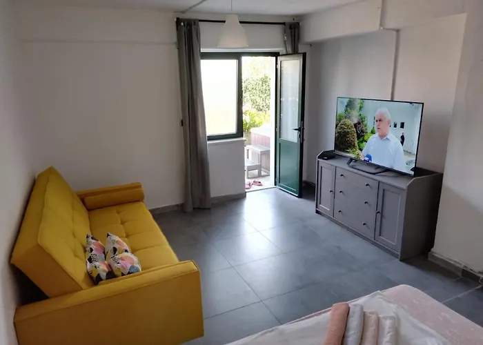 Radic Rg * Rogoznica (Sibenik-Knin)